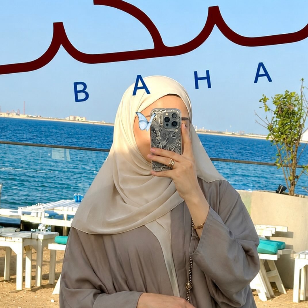 Esraa Amer